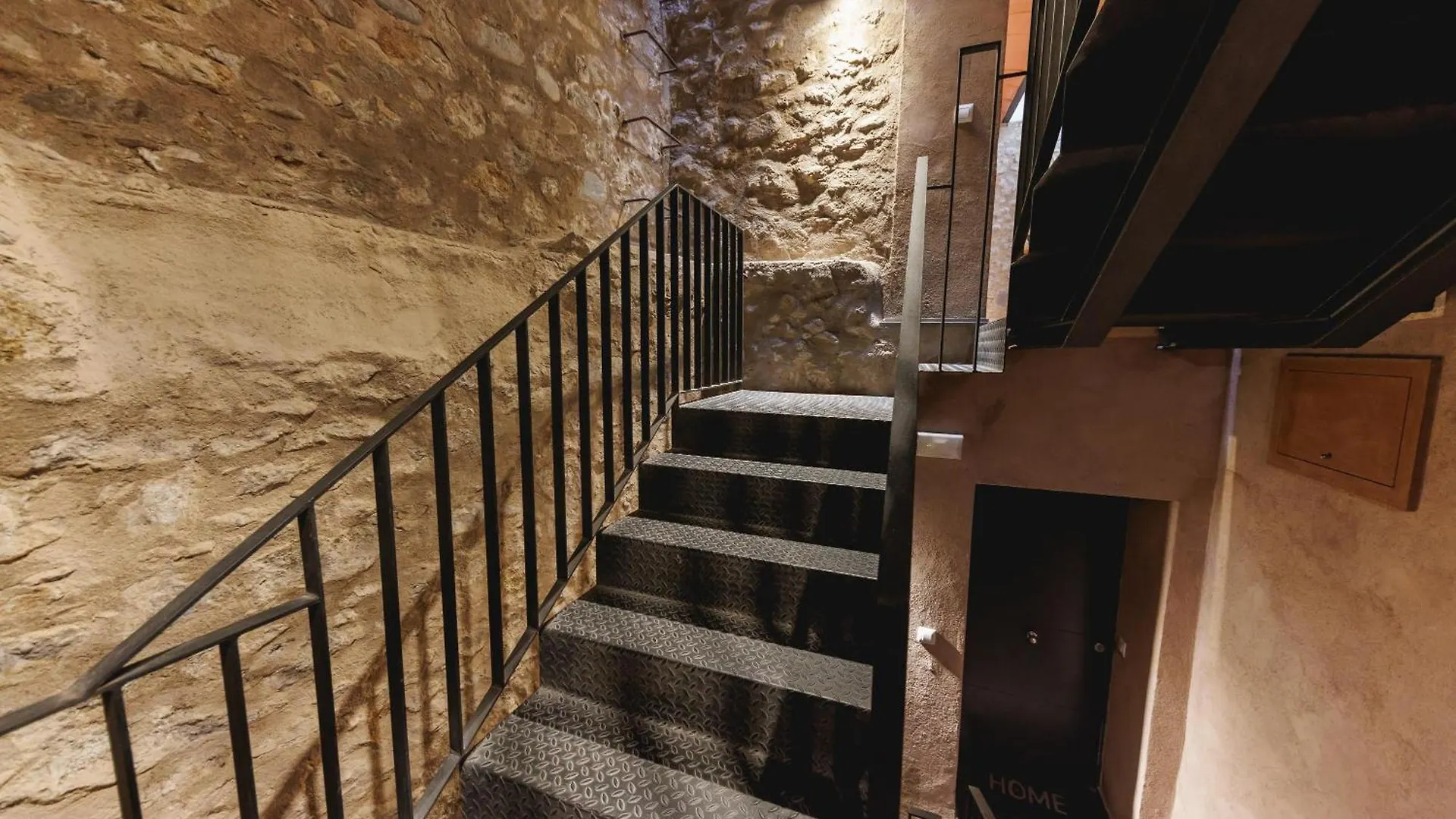 Bravissimo Ballesteries 40, Barri Vell Duplex Χιρόνα 0*,  Ισπανία