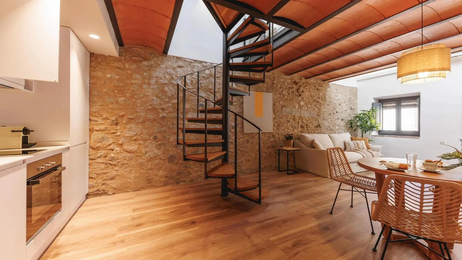 Bravissimo Ballesteries 40, Barri Vell Duplex Χιρόνα